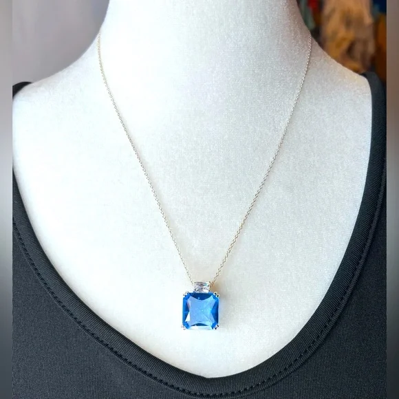 Vintage Sterling Silver Blue Topaz Emerald Cut Glass Pendant On Chain Necklace - Picture 1 of 8